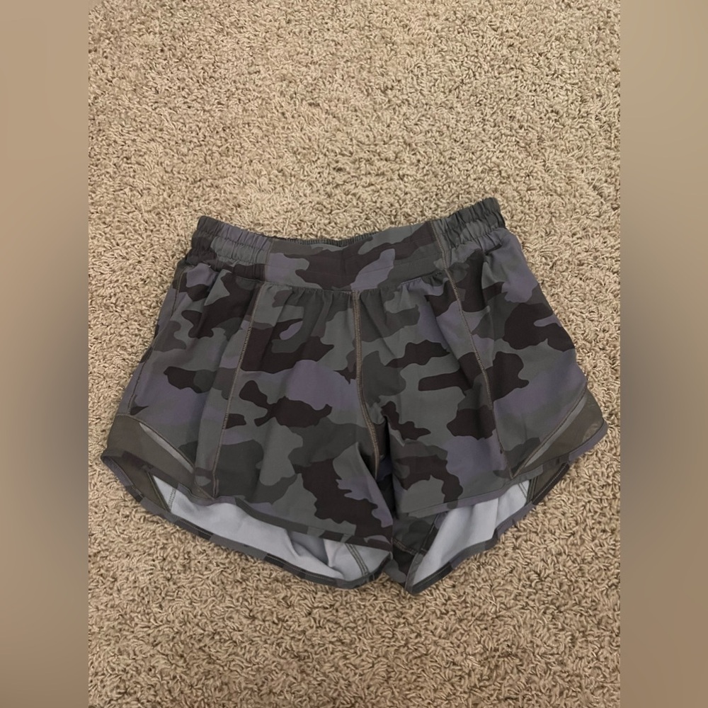 lululemon! size 6 tall, dark green,light green,light purple